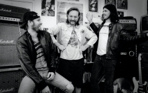 The Shrine / Dirty Fences / Buzzherd / Ruby The Hatchet