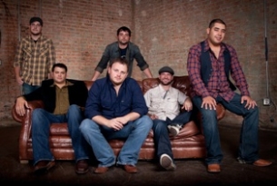Josh Abbott Band with William Clark Green