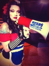 Beebs and Her Money Makers featuring Fusebox Funk