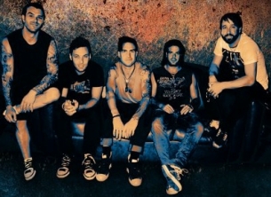The Viper Room Presents: London Cries (formerly Juke Kartel) With Special Guests: Thomas Nicholas Band, Right The Stars, & Xiren The Viper Room Presents: London Cries (formerly Juke Kartel) With Special Guests: Thomas Nicholas Band, Right The Stars, & Xiren