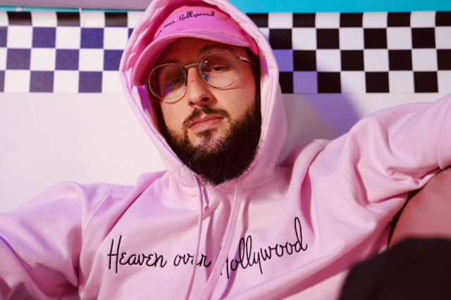 Zuckles pink hoodie deals