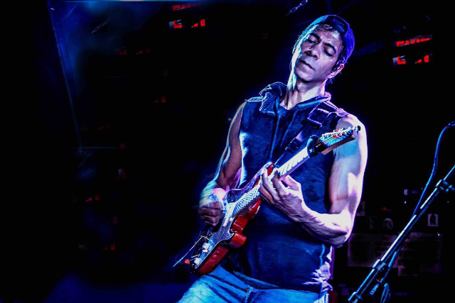 Greg Howe