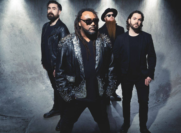 Skindred, Sumo Cyco, Raven Black