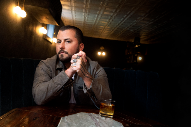 Tyler Farr