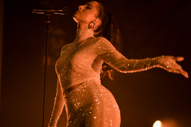 SNOH AALEGRA - UGH. THESE TEMPORARY HIGHS TOUR