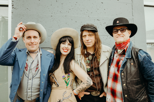 Jenny Don't & The Spurs