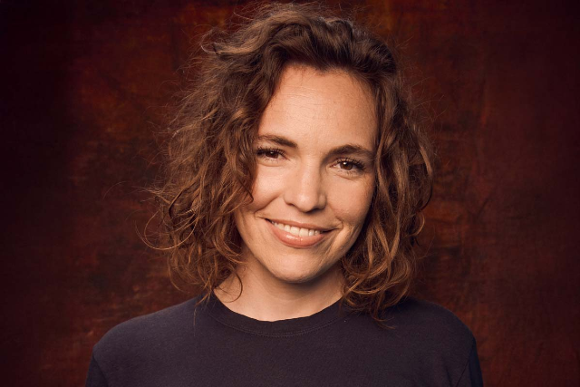 Beth Stelling