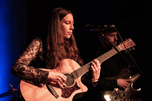 Jenny Colquitt, néomí, Josephine Illingworth, la loye
