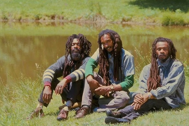 Israel Vibration (Full Live Band)