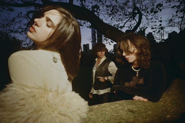 Sunflower Bean