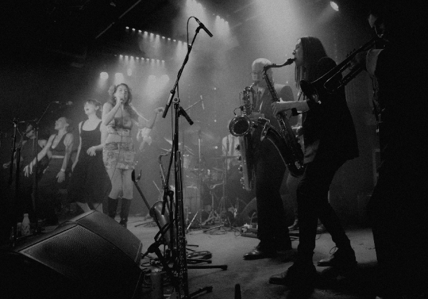 The Belgrave House Band plays Amy Winehouse - Back to Black