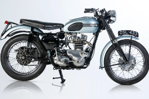 Start to End perform Prefab Sprout 'Steve McQueen'