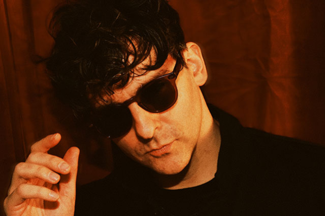 Low Cut Connie