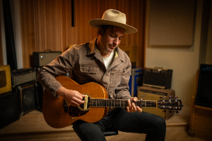 Moe's Alley Presents: Daniel Rodriguez (formerly of Elephant Revival)