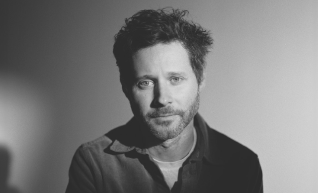 Dan Mangan, Bells Larsen