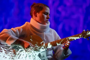Kaki King