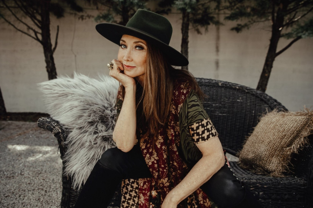 Pam Tillis