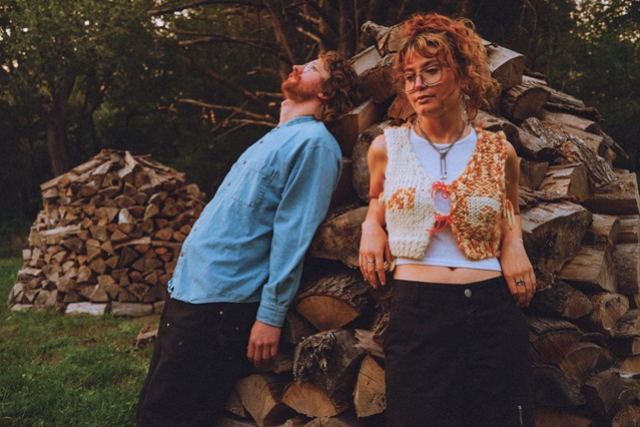 Empty Bottle and Avrom Farm Party Presents: Babehoven / youbet