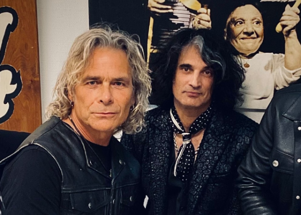 MIKE TRAMP'S WHITE LION