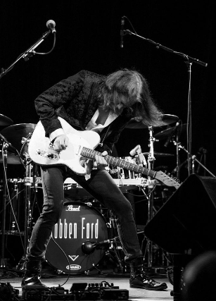 January Blues Festival: Robben Ford