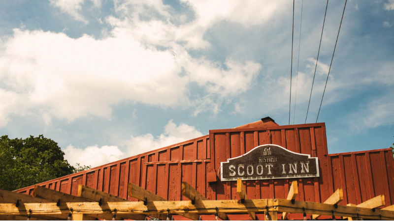 Scoot Inn