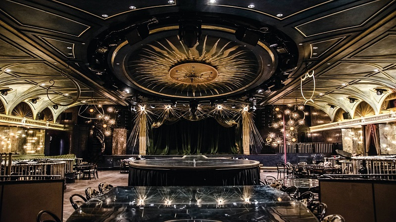 Diamond Horseshoe