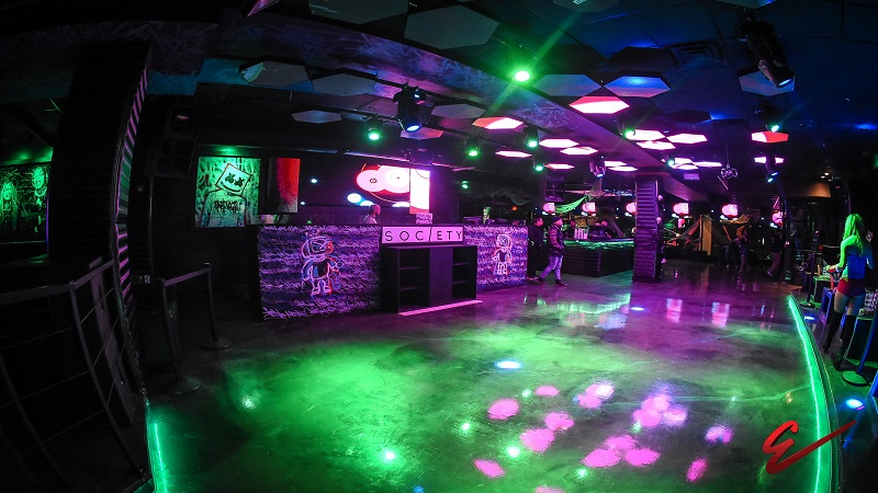Society Liquor Lounge and Cafe 