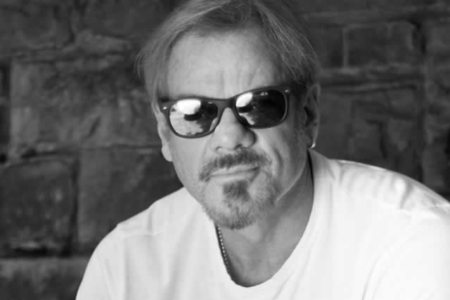 Phil Vassar