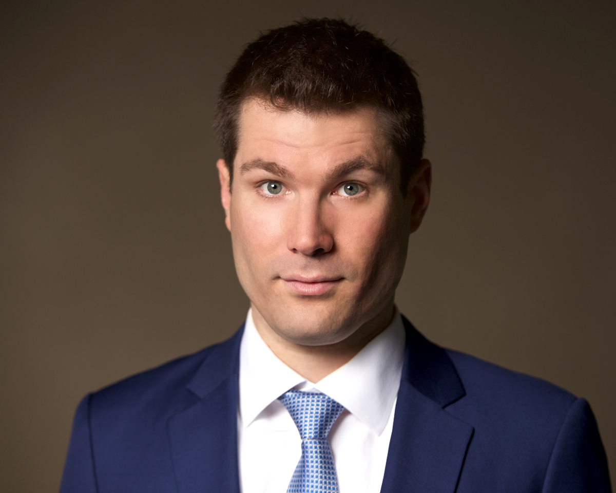 Ryan Stout at Improv