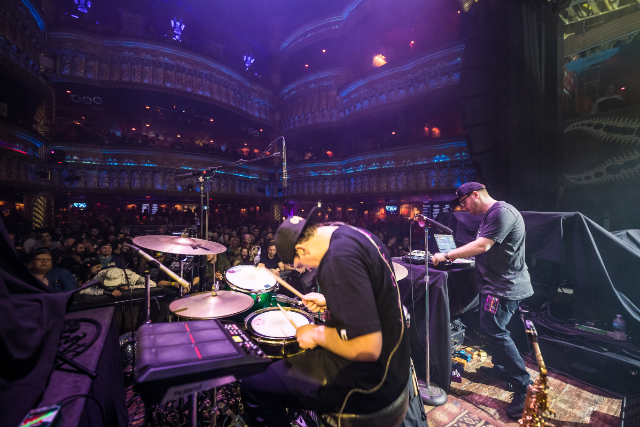 Modern Measure Image