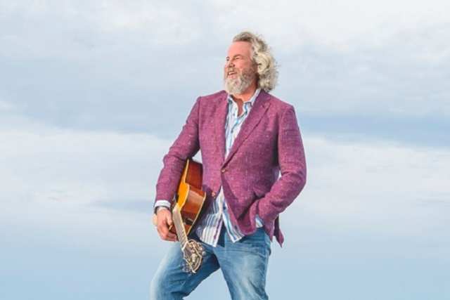 Robert Earl Keen