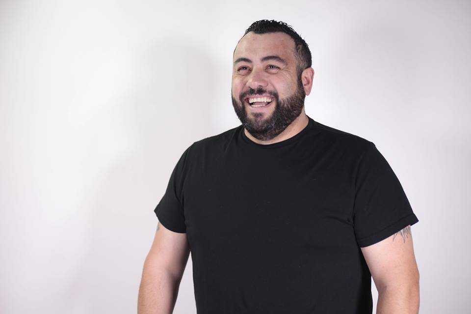 Noches de Comedia con Richard Villa [Spanish-Language Show]