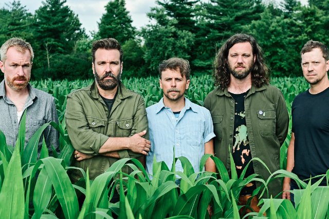 Red Wanting Blue Image