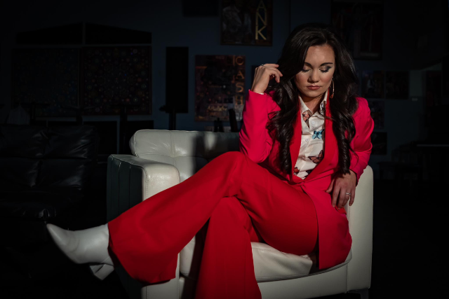 Sara Douga Image