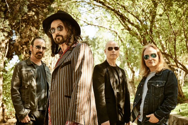 The Dirty Knobs with Mike Campbell