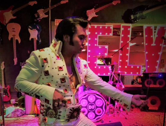 Live Elvis Tribute by Travis Hudson at Hard Rock Cafe Image