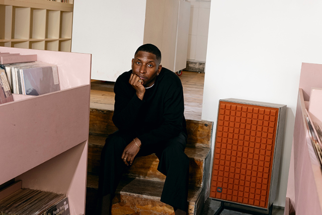 Samm Henshaw Image