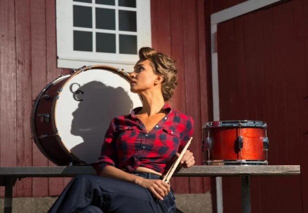 Gina Marie & The Golden Bucks Image