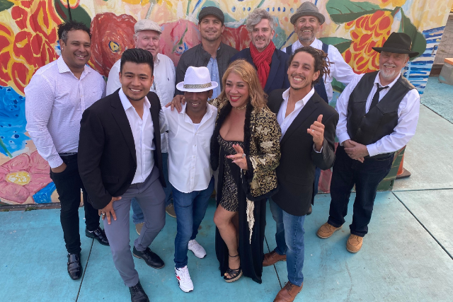 Salsa Rosa Orquesta Image
