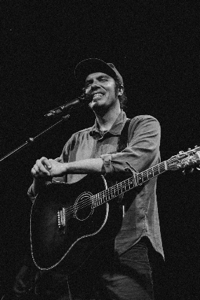 Josh Garrels Image