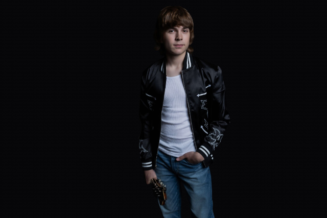 artist-img