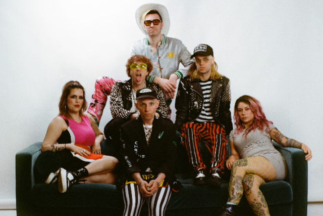 Crazy & The Brains Image