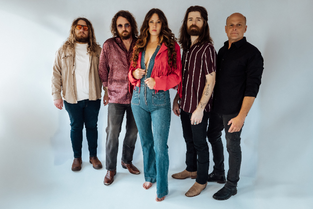 Magnolia Boulevard Image