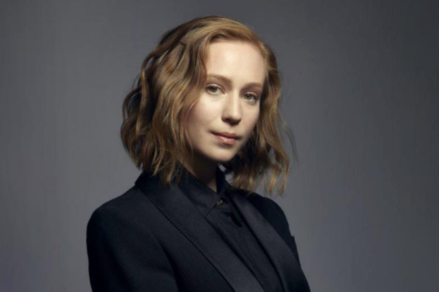 Hannah Einbinder Image