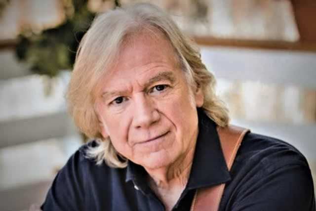 Justin Hayward Voice of the Moody Blues at The Coach House