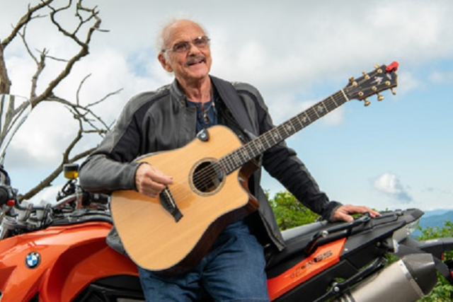 Jesse Colin Young