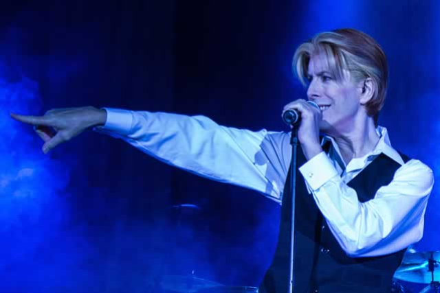 Space Oddity - Tribute to David Bowie