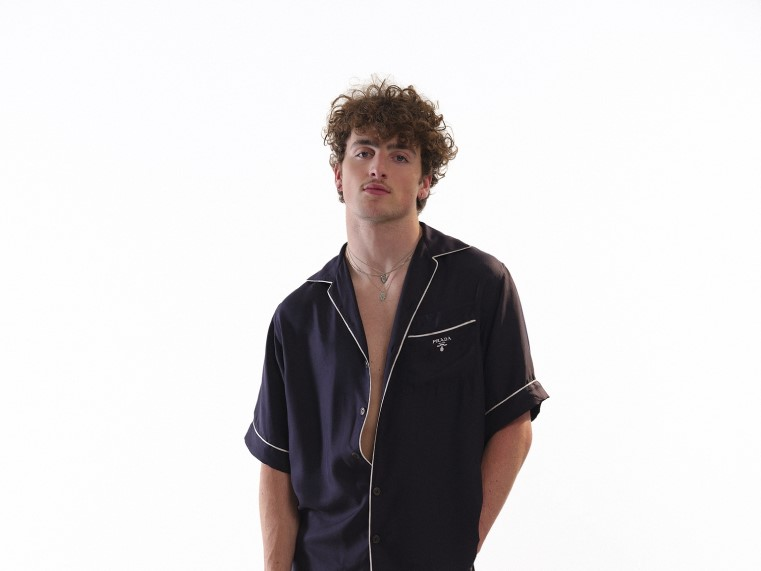 Nicky Youre Knitting Factory