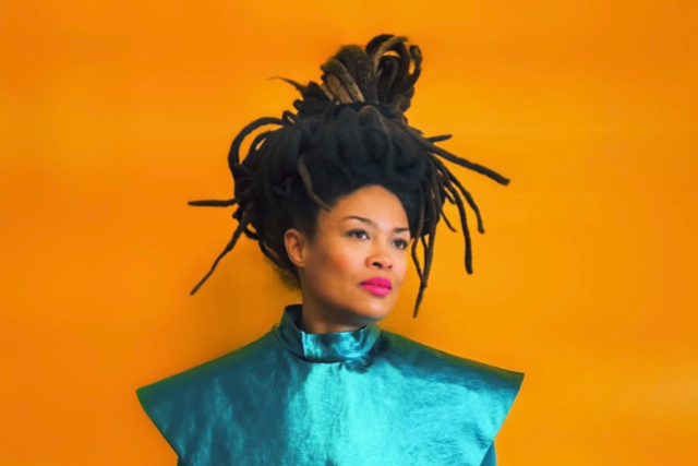 Valerie June: An Intimate Solo Performance