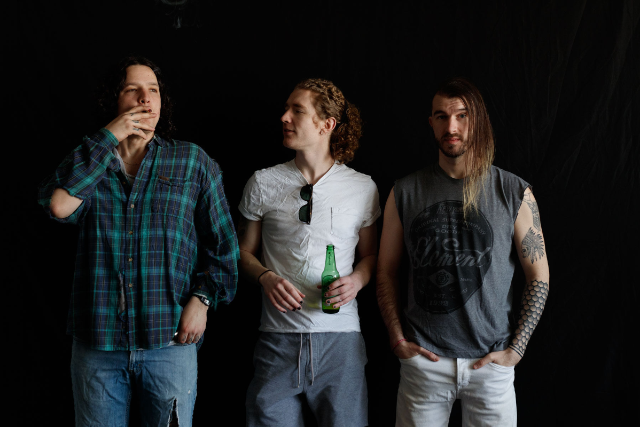 Silvertone, Lever, Ricky Liontones, Rainbow James